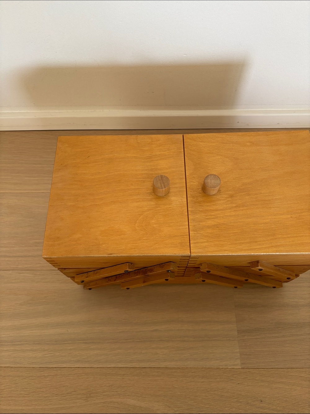 Vintage Wooden Sewing Box - Honey Brown - Picture 3 of 8